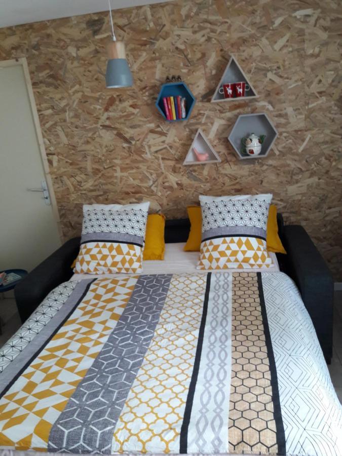 Bruse & Co Bed & Breakfast Oissery Екстериор снимка
